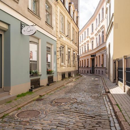 Stylish Old Town Apartment On Mucenieku Street Riga Eksteriør bilde