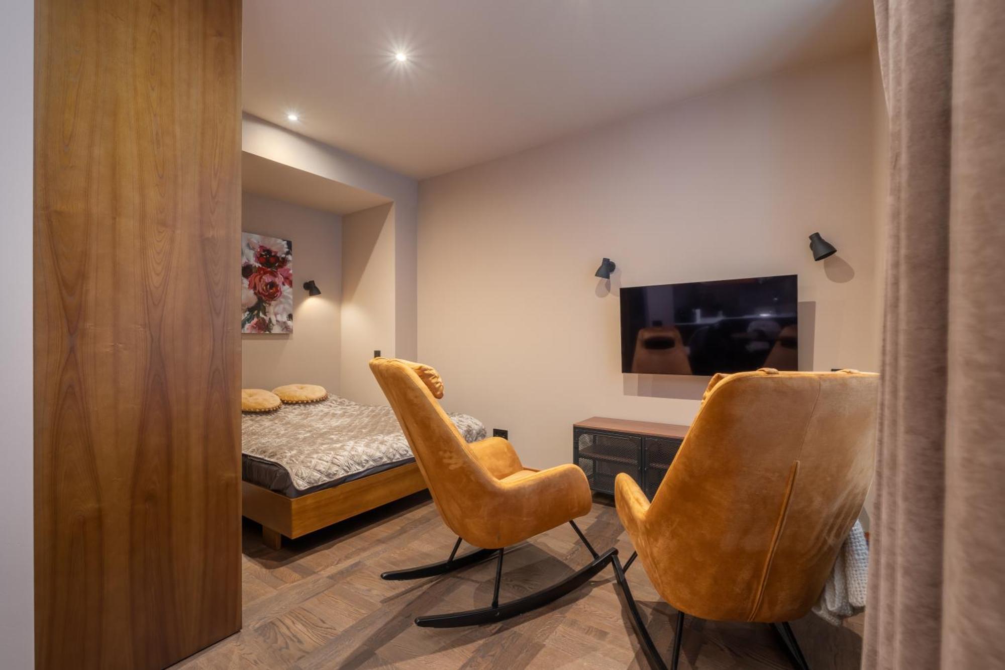 Stylish Old Town Apartment On Mucenieku Street Riga Eksteriør bilde